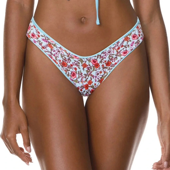 Wear. SIX WAYS Bikini - Picture 7 of 16